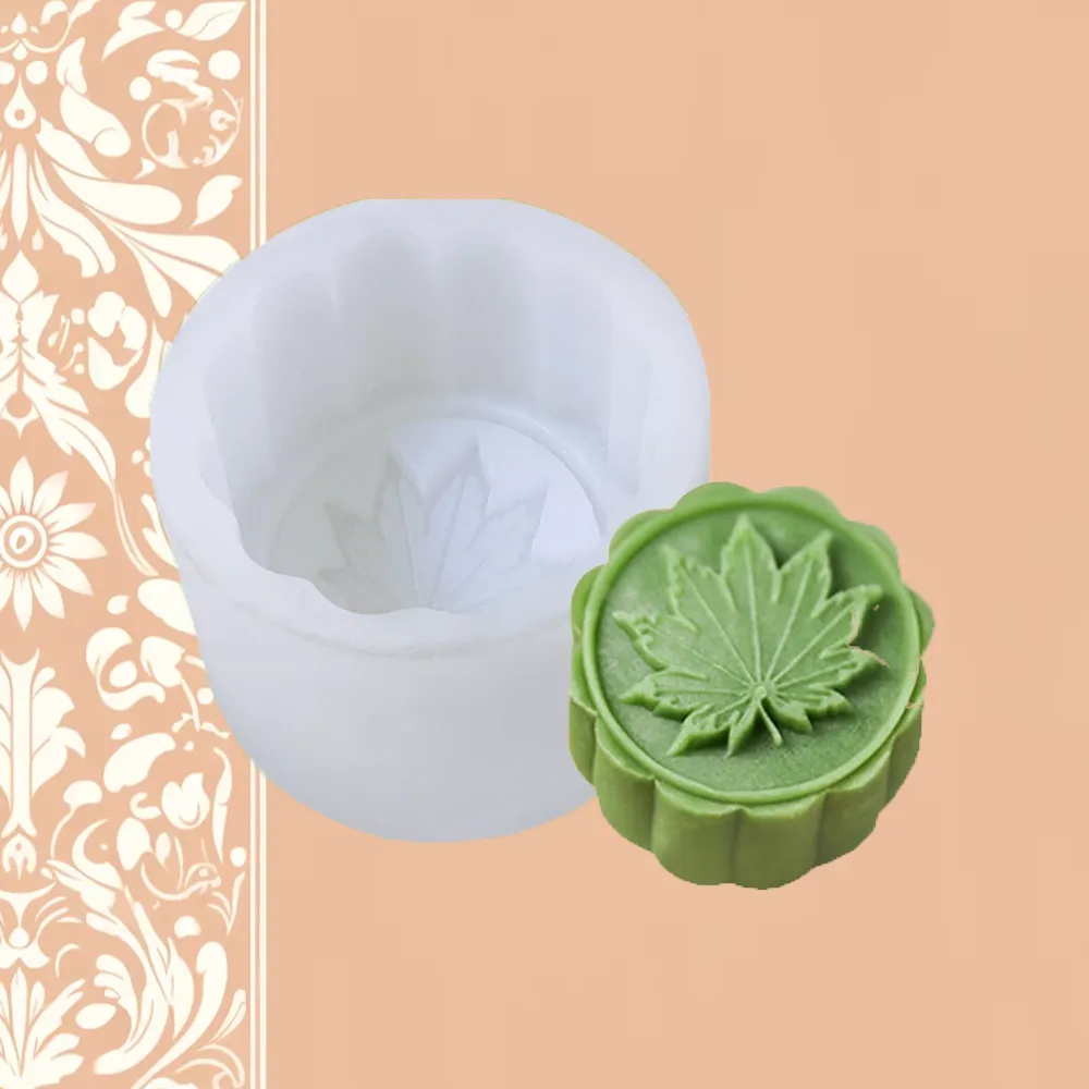 Hemp Leaf Silicone Mold | Candle Maker Source
